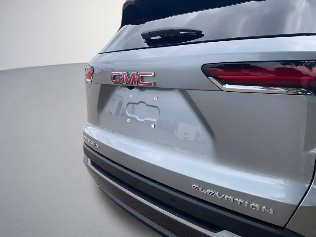 New 2027 Sterling Metallic GMC Elevation image 34