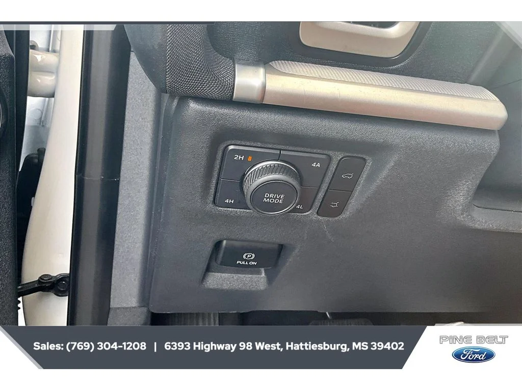 Used 2025 WHITE Ford Active image 22