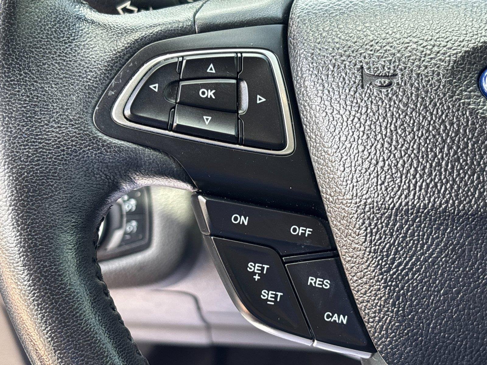 Used 2019  Ford SEL image 19