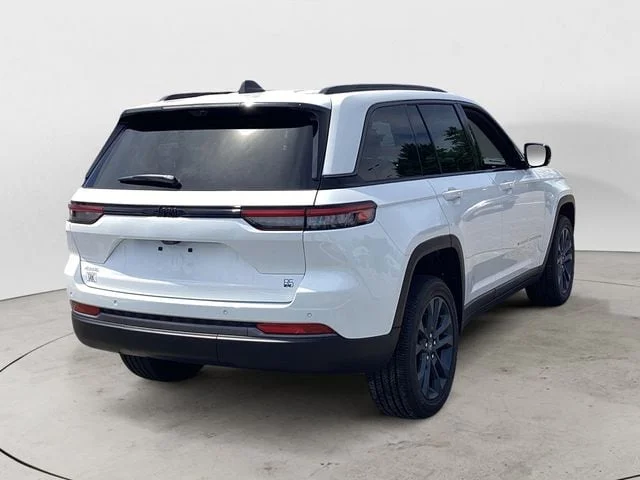 New 2026 Bright White Clearcoat Jeep 85TH ANNIVERSARY EDITION 4X4 image 6