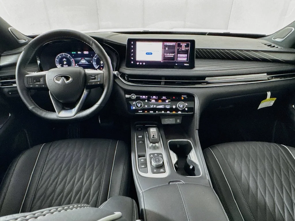 Certified Used 2026 Gray INFINITI Autograph image 30
