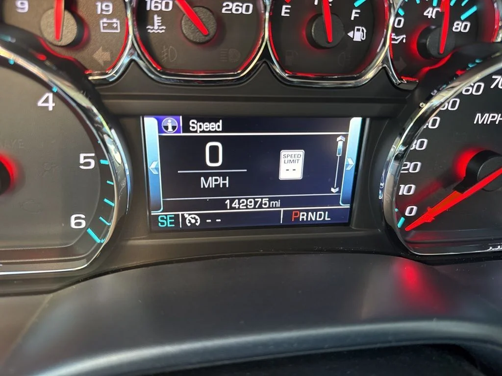 Used 2017 Blue GMC SLT image 26