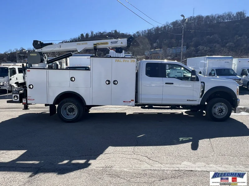 2026 Ford F-550 XL 4x4 SuperCab 192-In DRW's photo