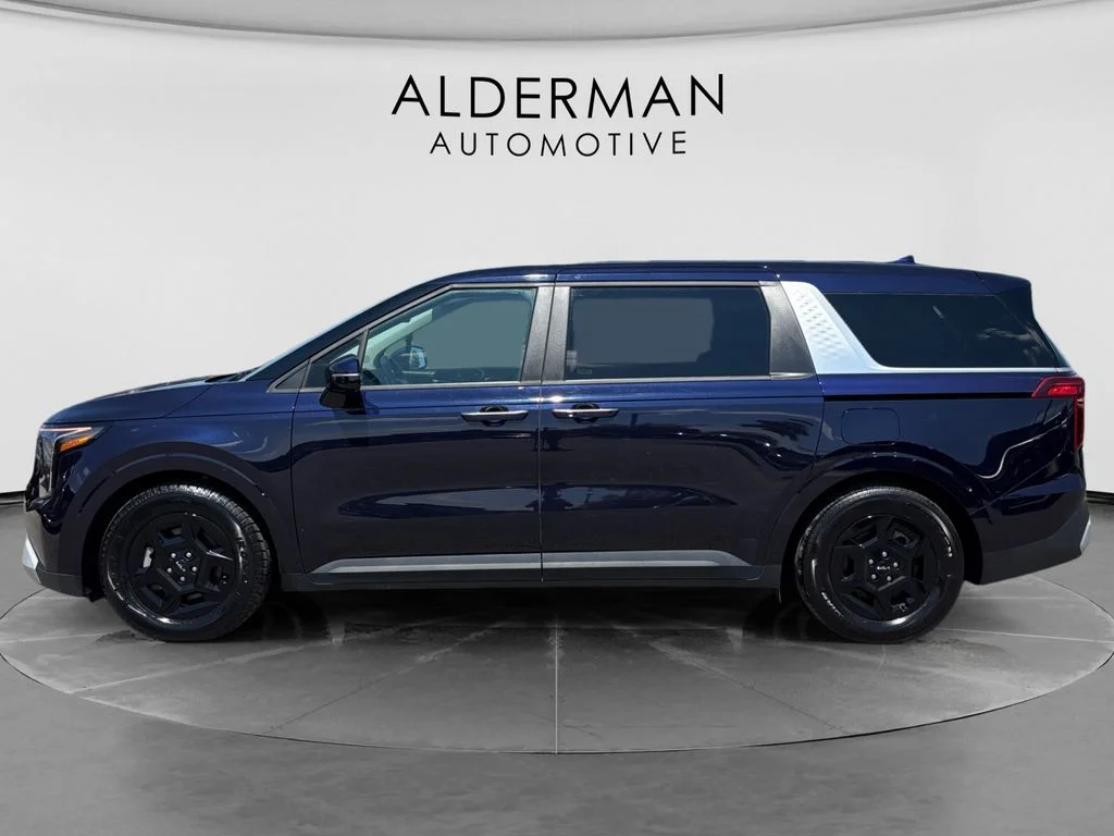 Used 2025 Blue Kia LXS image 2