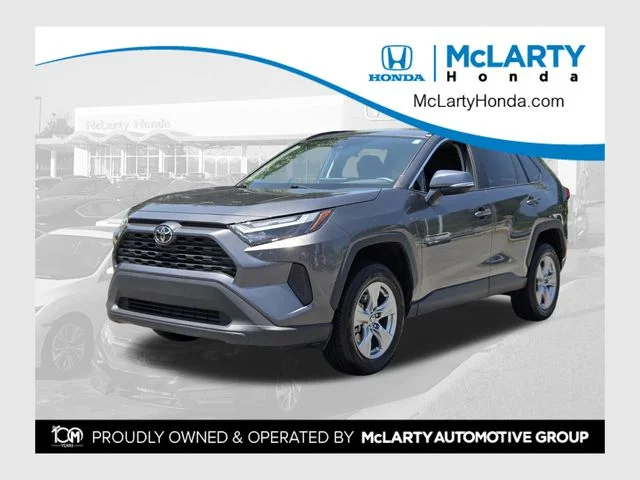Used 2025 Magnetic Gray Metallic Toyota XLE image 1