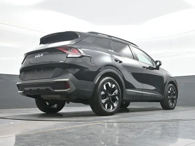 Used 2023 Black Kia X-Line image 26