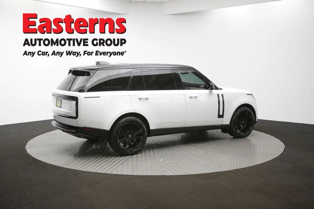 Used 2024 White Land Rover Autobiography image 45