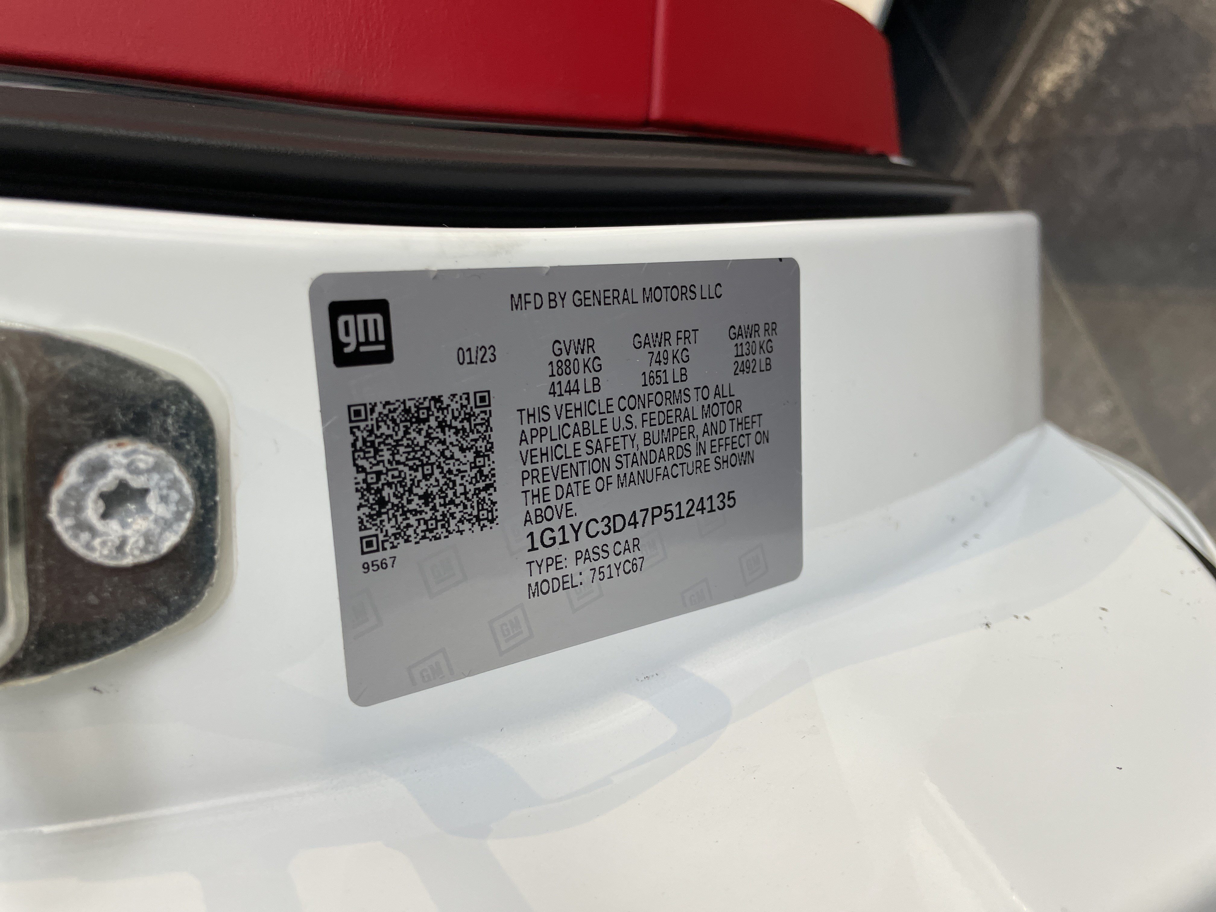 Used 2023 Arctic White Chevrolet 3LT image 41