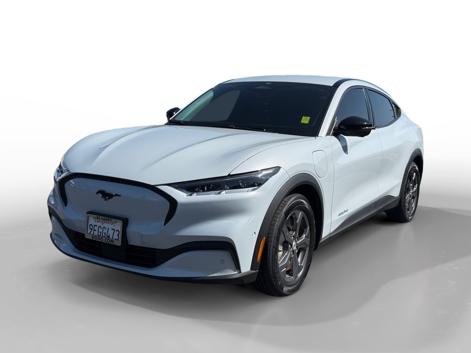 Used 2023 White Metallic Ford Select image 1
