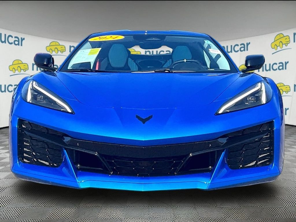 Used 2024 Blue Chevrolet Z06 image 2