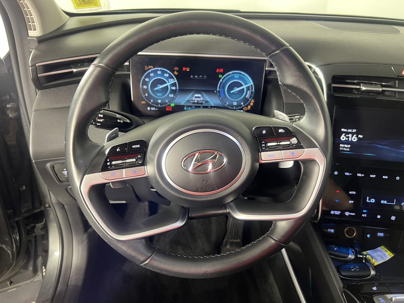 Used 2024 Amazon Gray Hyundai SEL Convenience image 13