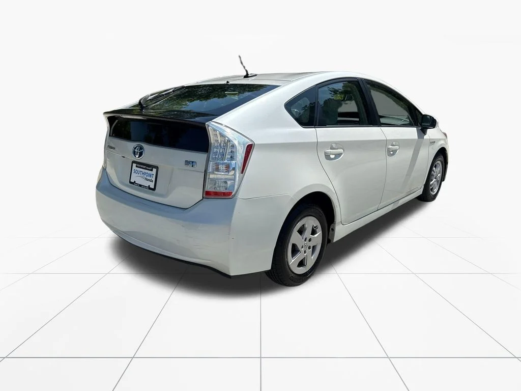 Used 2010 Blizzard Pearl Toyota I image 8