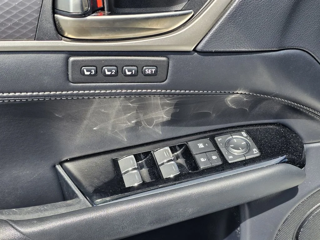 Used 2020  Lexus GS 350 F SPORT image 15