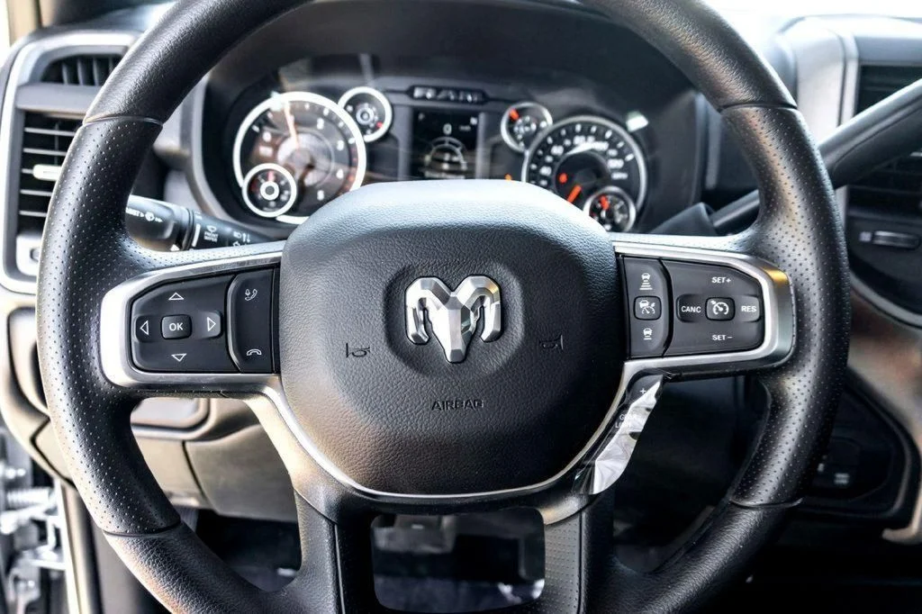 New 2026 Silver Ram Tradesman image 12