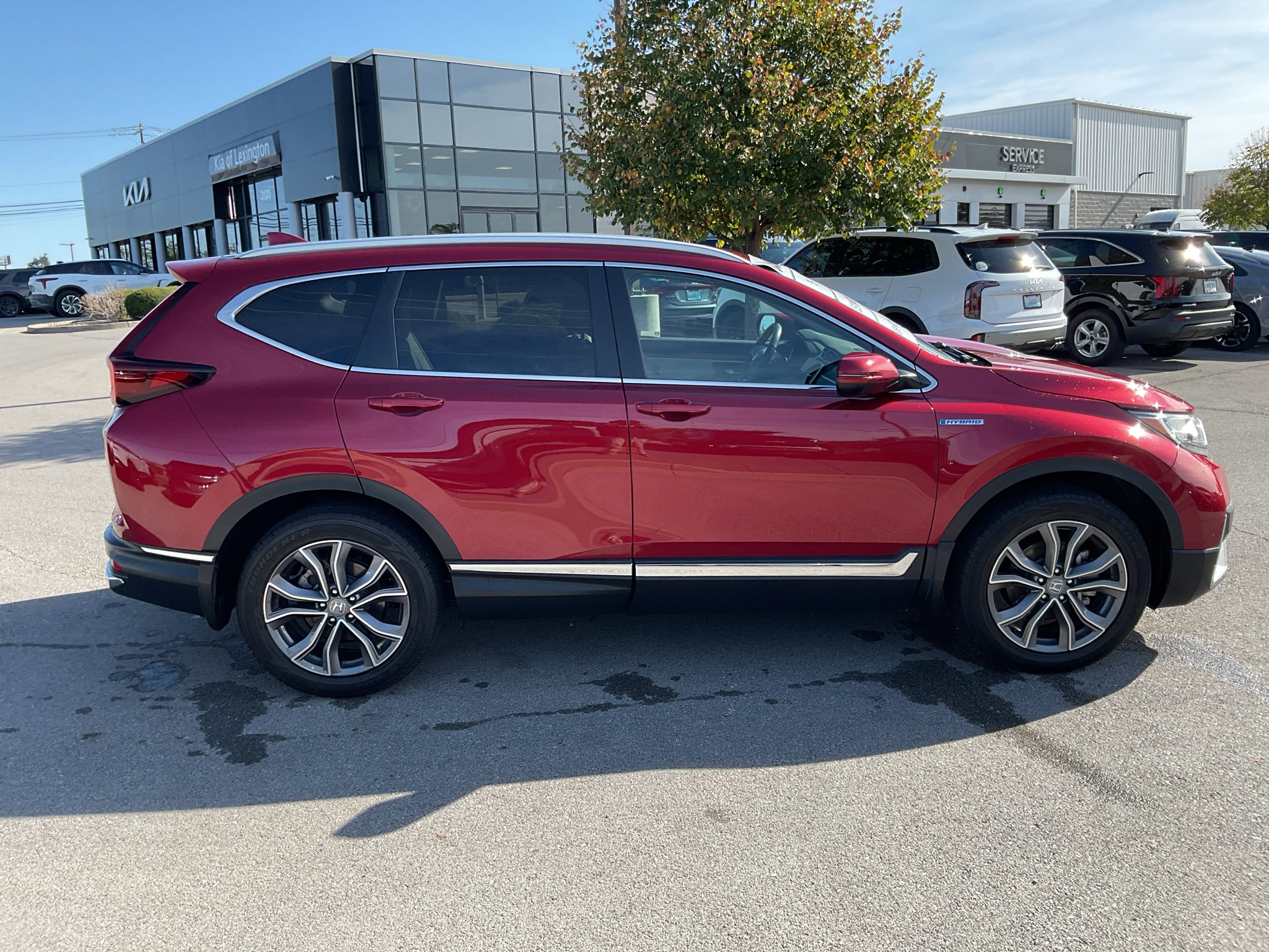 Used 2021 Radiant Red Metallic Honda Touring image 11