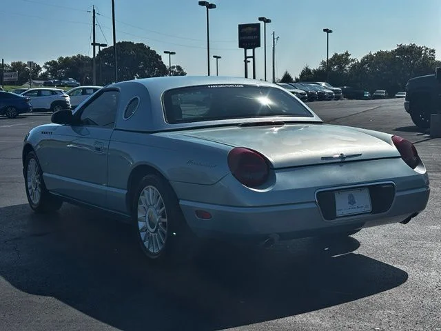 Used 2004 Blue Ford Base image 5