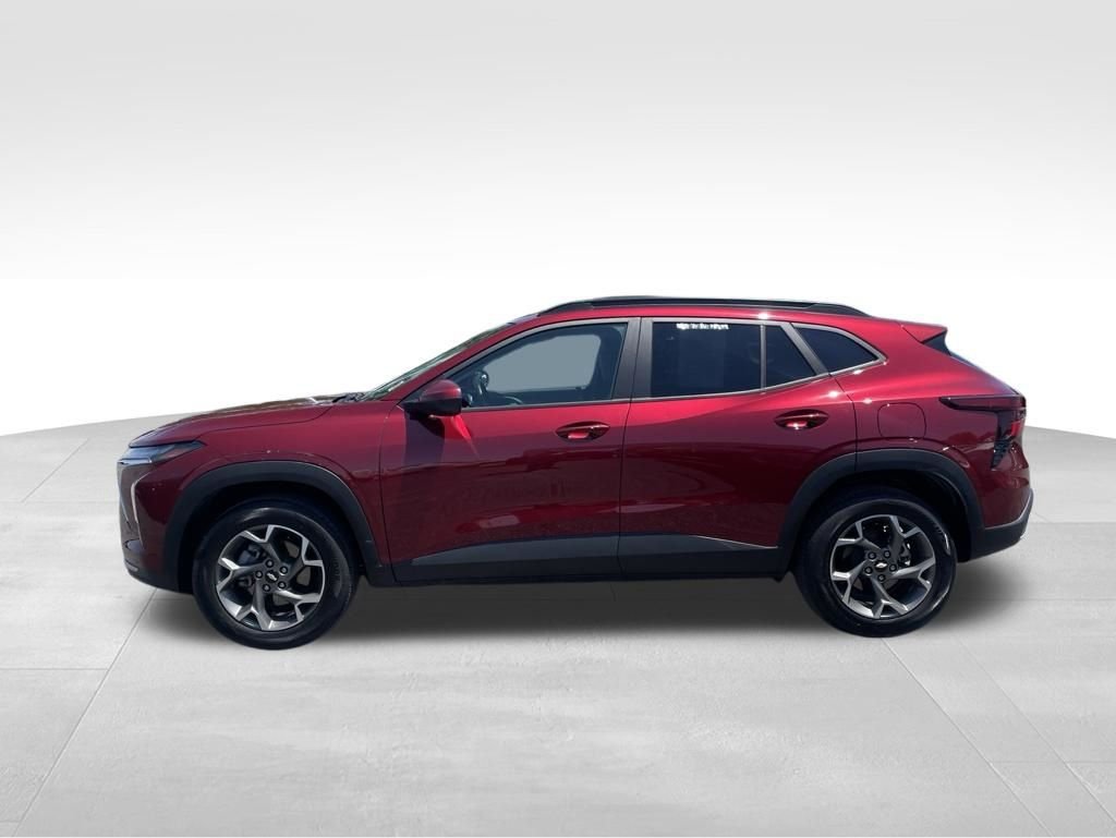 Used 2025 Red Chevrolet LT image 2