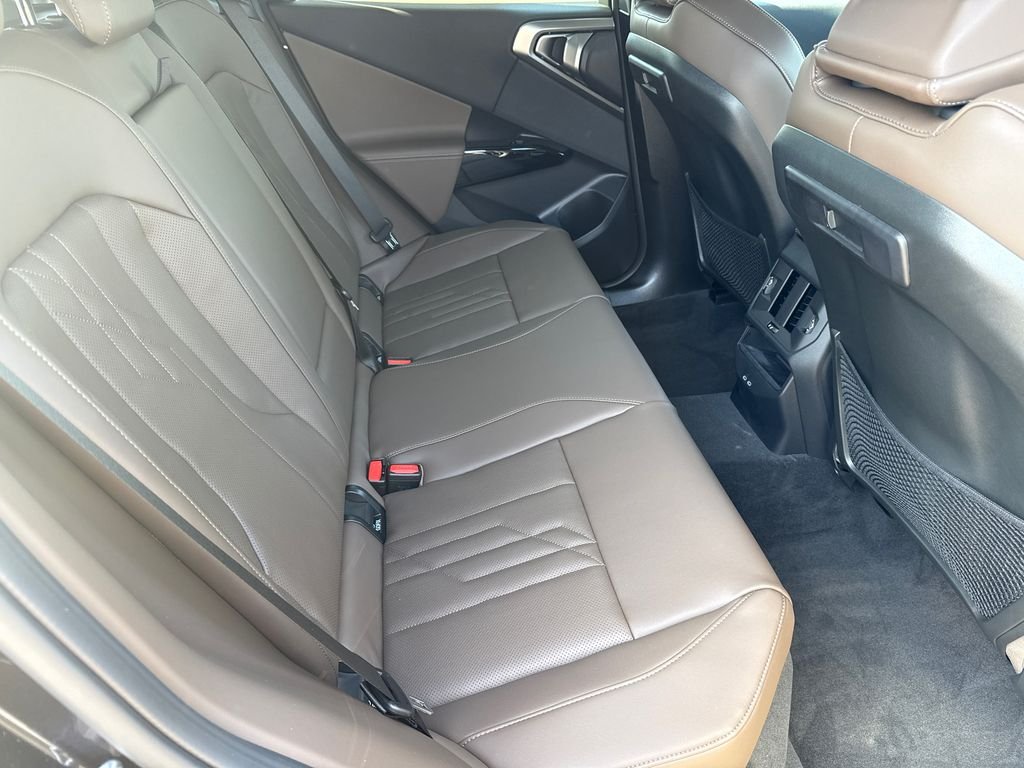 New 2026 Dark Graphite Metallic BMW 30 xDrive image 16