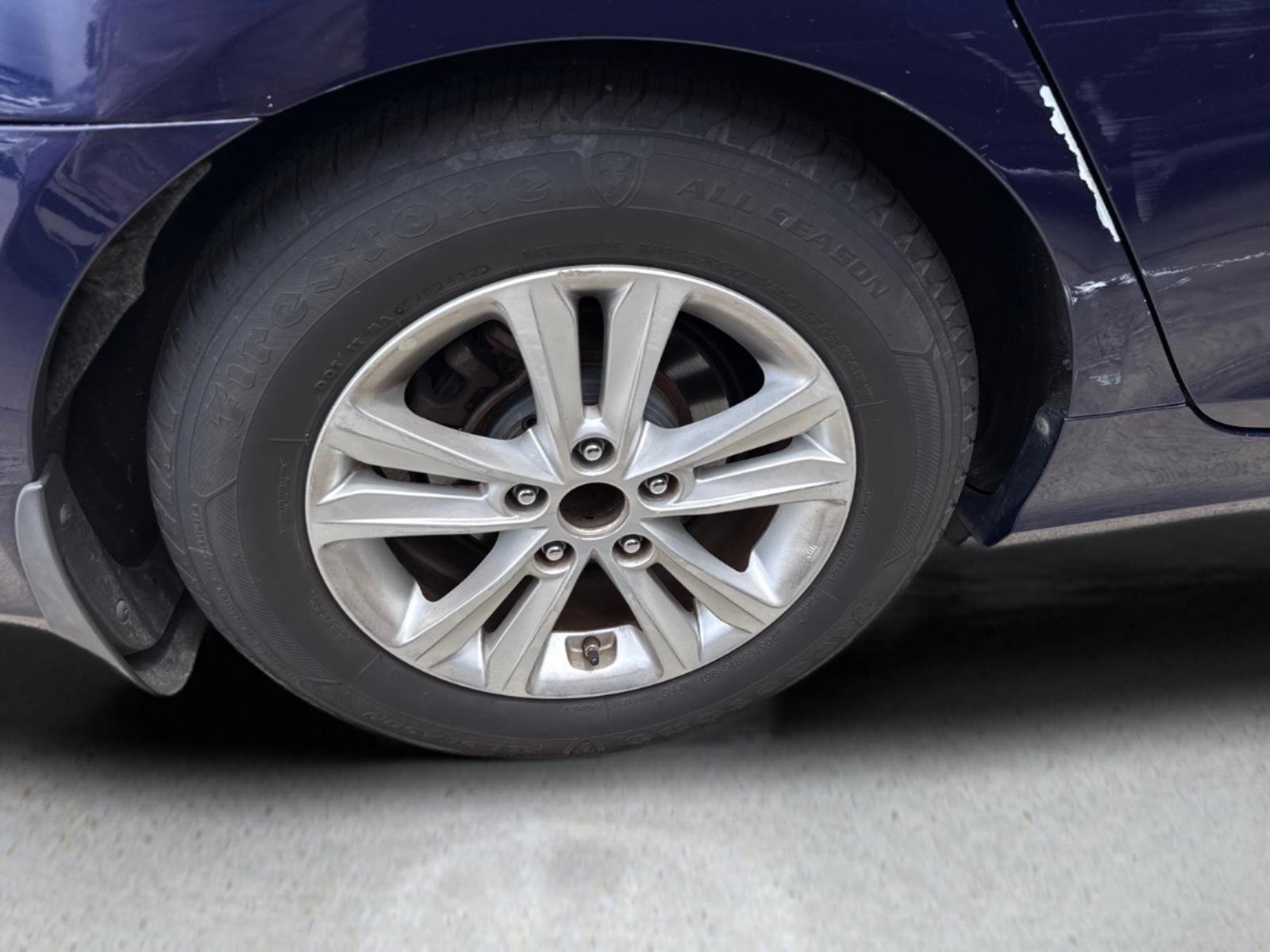 Used 2011 Pacific Blue Pearl Hyundai GLS image 15