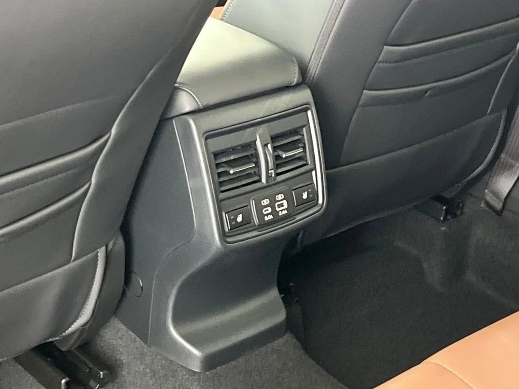 New 2026 CRYSTAL BLACK SILICA Subaru Touring XT image 40