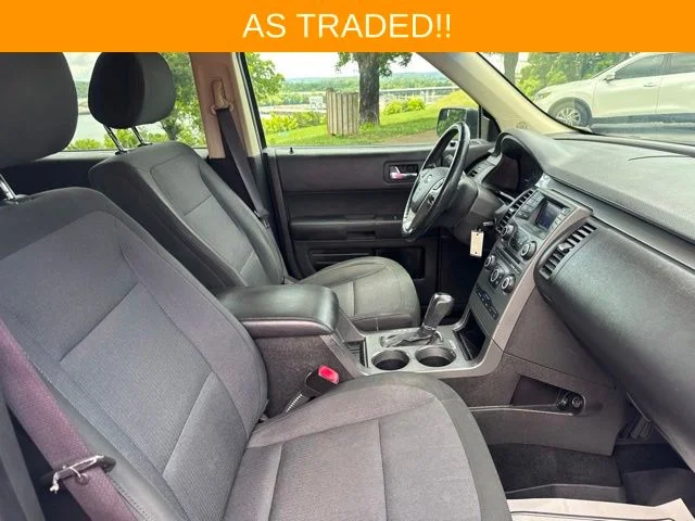 Used 2013 Black Ford SE image 10