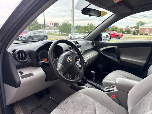 Used 2011 Brown Toyota Base image 13