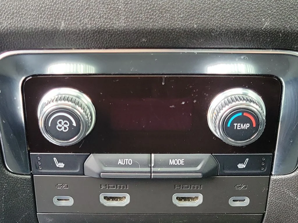 Used 2024 Black GMC Denali image 15