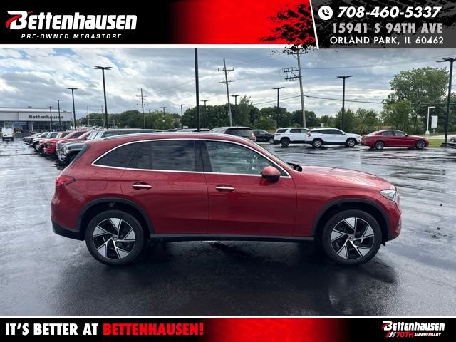 Used 2023 Blue Mercedes-Benz GLC 300 image 5