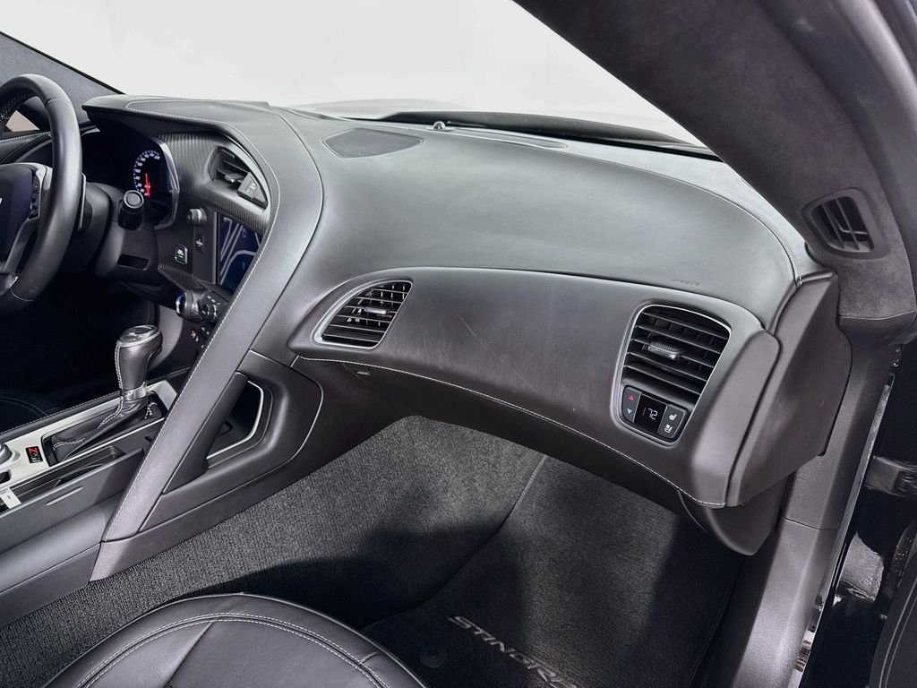 Used 2015 Black Chevrolet Stingray Z51 image 25