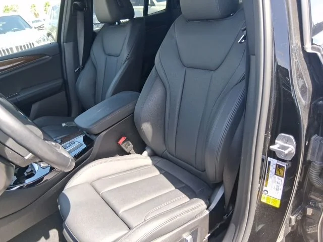 Used 2019 Black BMW sDrive30i image 14