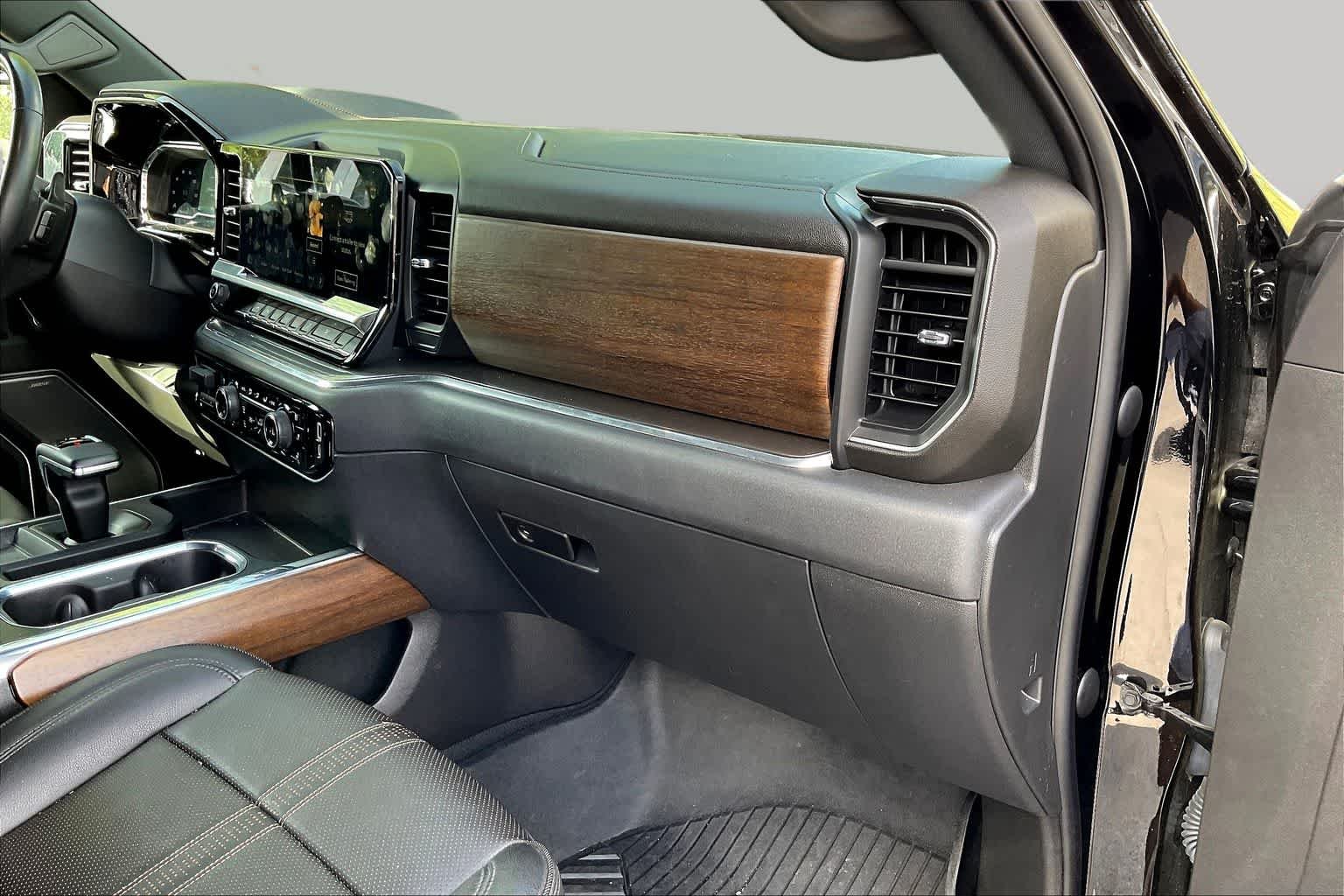 Used 2023 Black Chevrolet High Country image 16