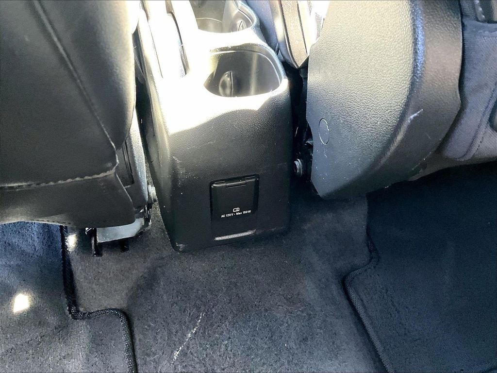 Used 2018 White Chevrolet LT image 27