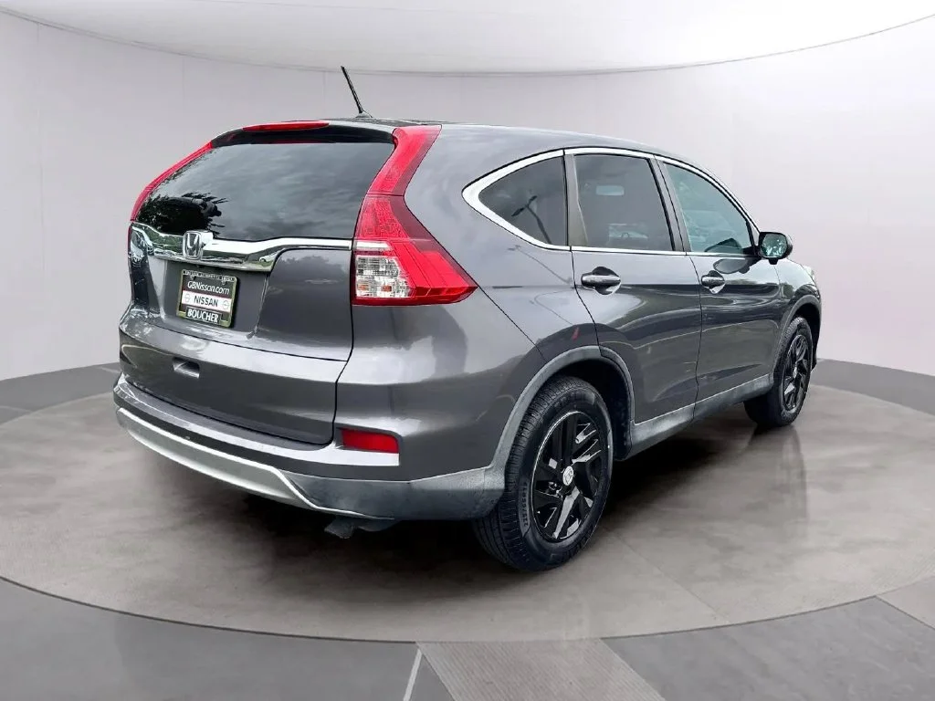 Used 2016 Modern Steel Metallic Honda EX image 4