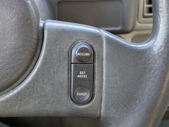 1989 Ford Mustang - Photo 25