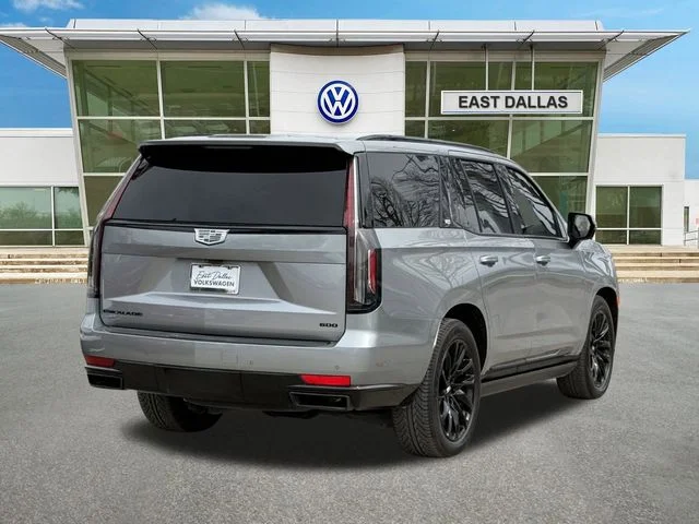 Used 2024 Silver Cadillac Sport Platinum image 4