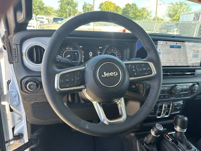 Used 2026 White Jeep Sahara image 35