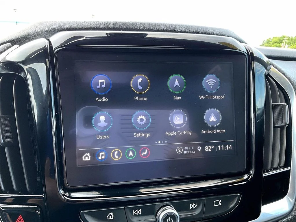 Used 2023 Black Chevrolet Premier image 19