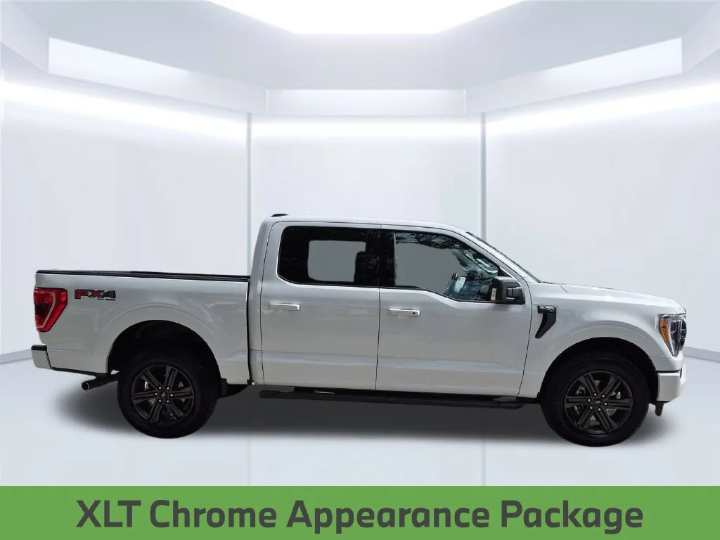Used 2023 White Ford XLT image 8