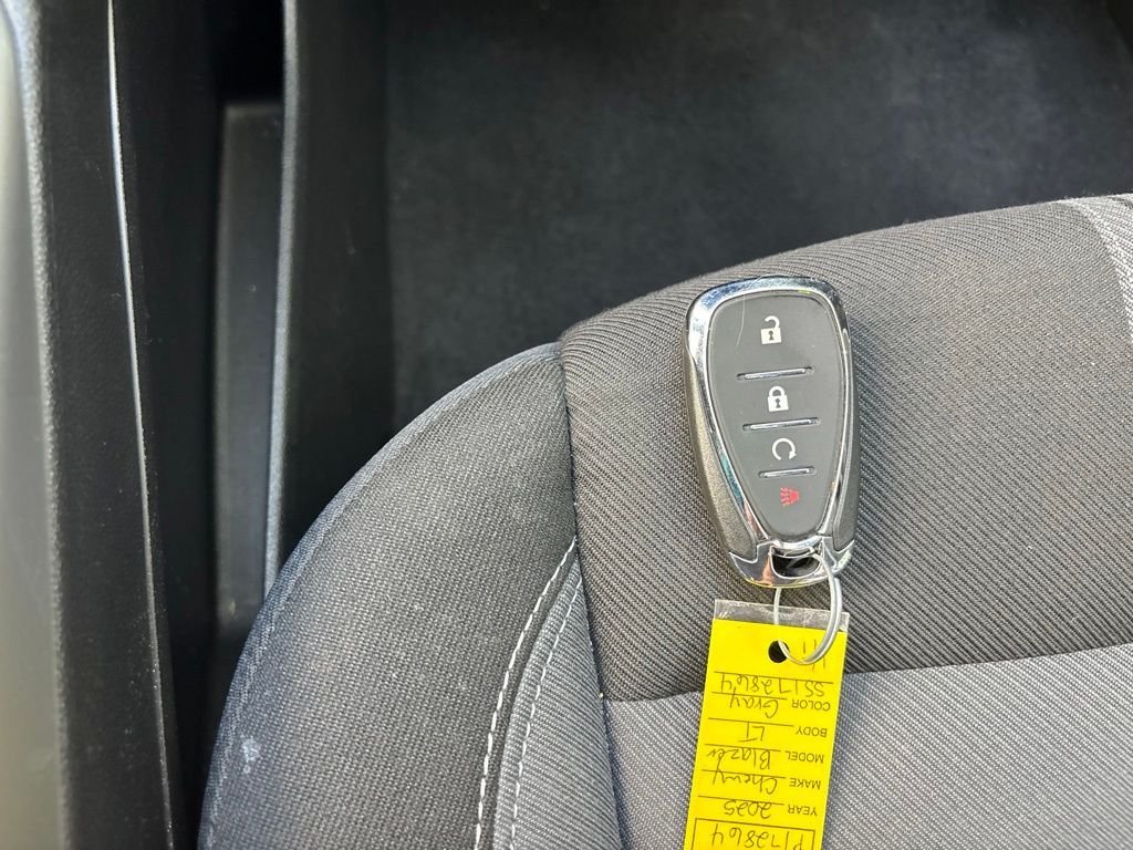 Used 2025 Gray Chevrolet LT image 18