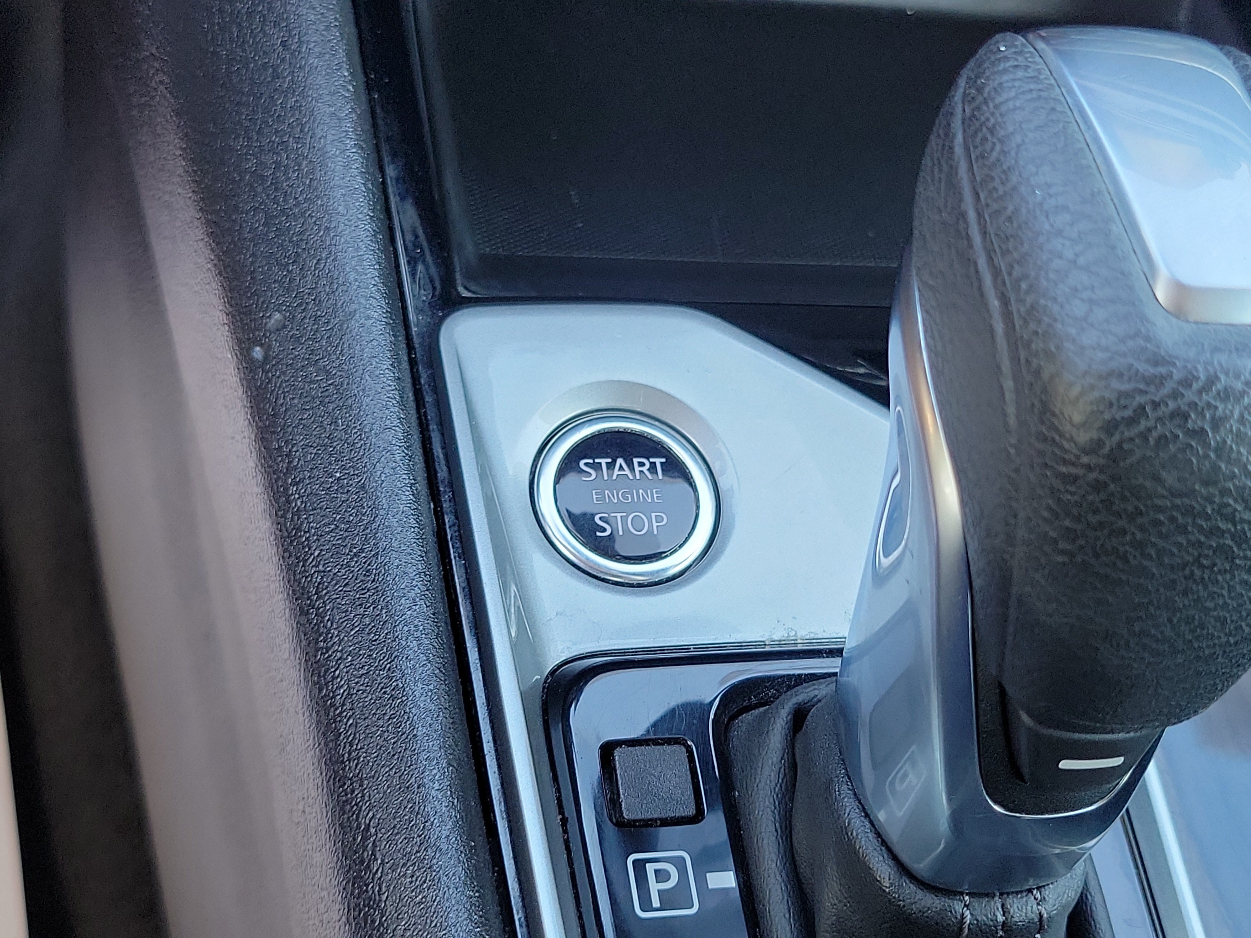 Used 2024 Gun Metallic Nissan 2.5 SV image 15