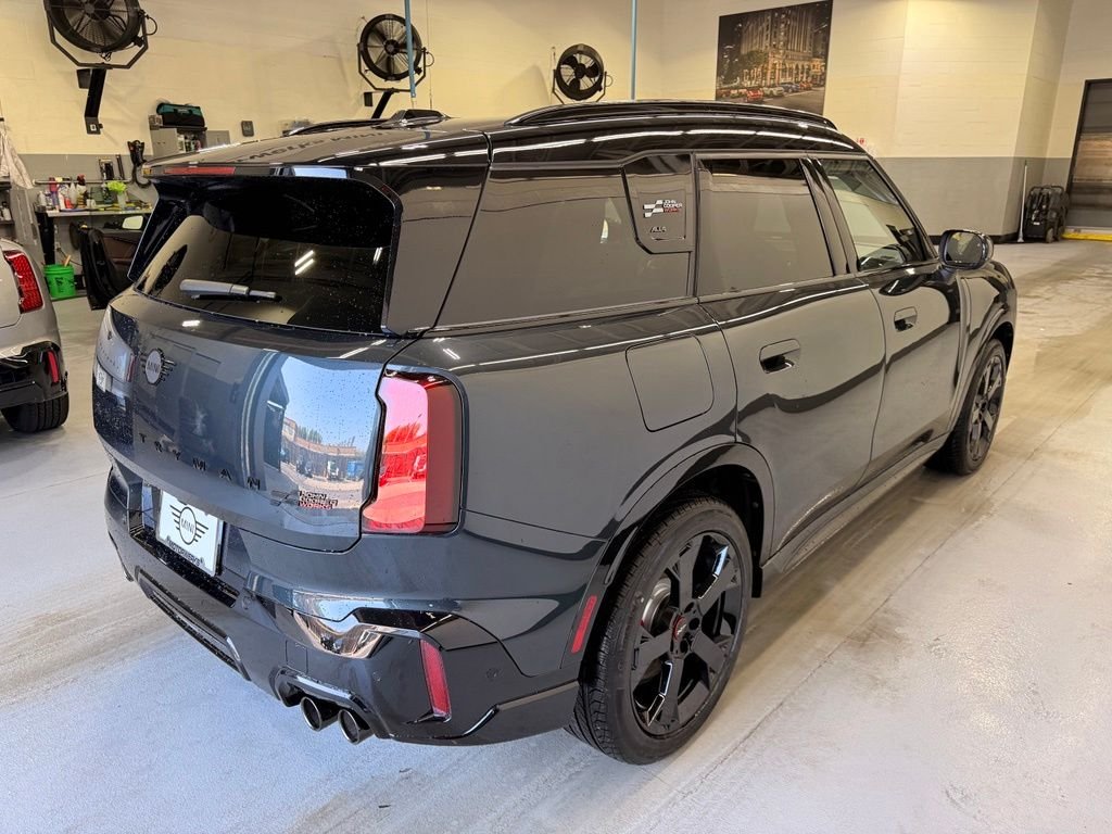 New 2027 Legend Grey Metallic MINI  image 6