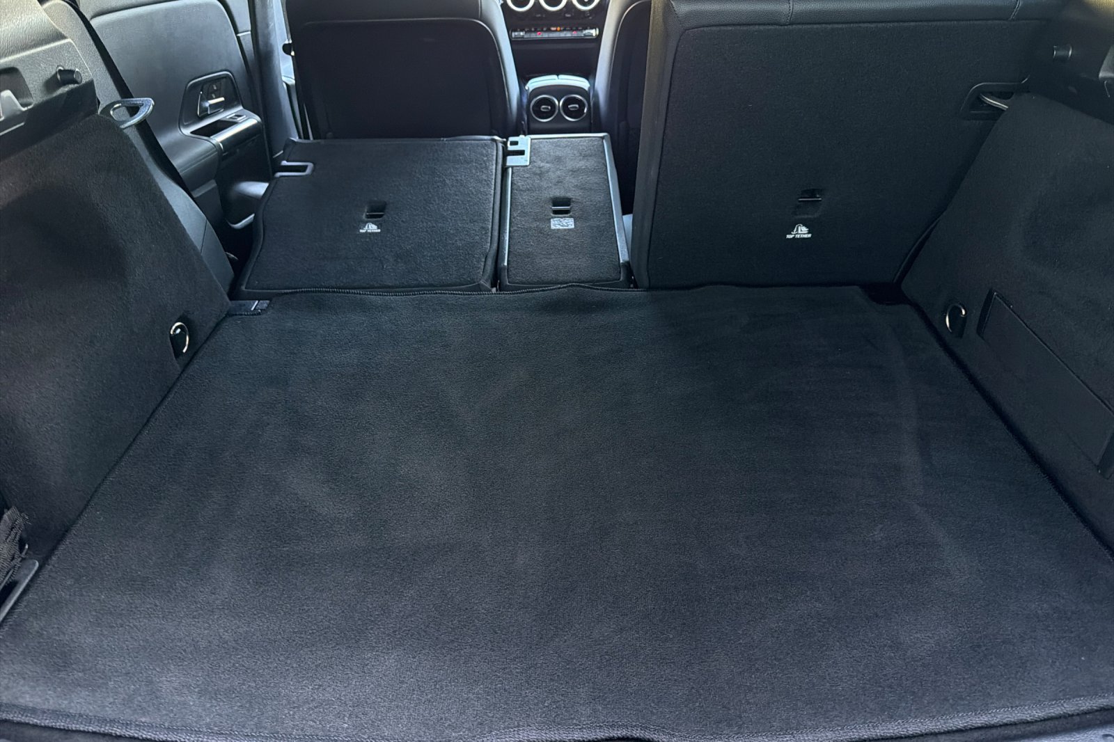 Used 2023 Black Mercedes-Benz GLA 250 image 35