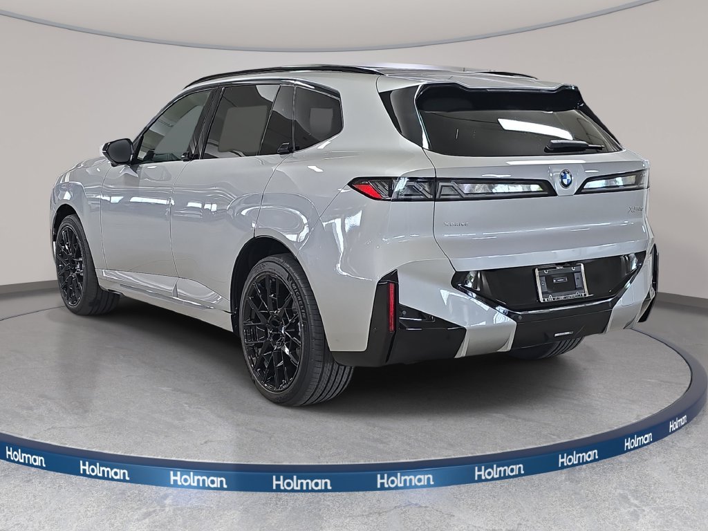 New 2027 Space Silver Metallic BMW  image 7