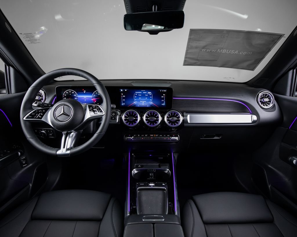 New 2026 Mountain Grey Metallic Mercedes-Benz GLB 250 image 7
