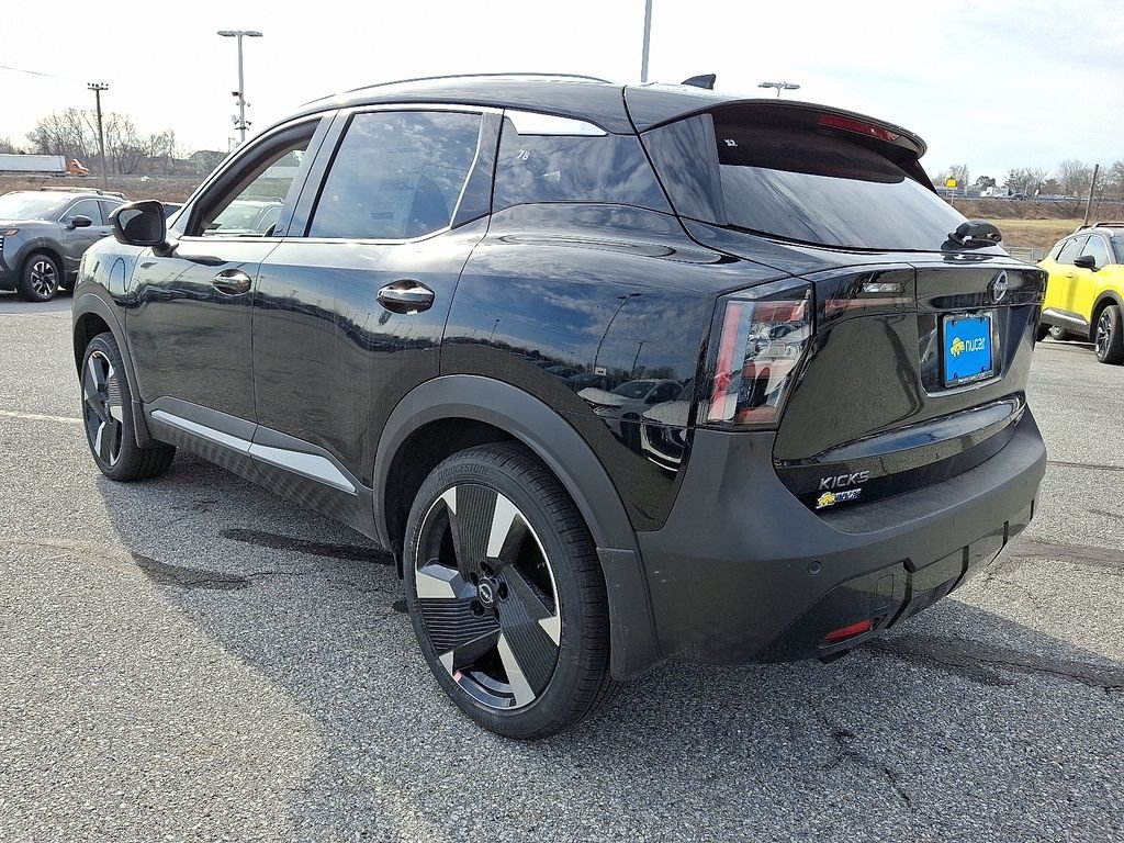 New 2026 Super Black Nissan SR image 3