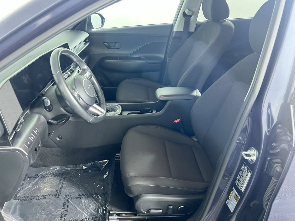 Used 2024 Blue Hyundai SEL image 9