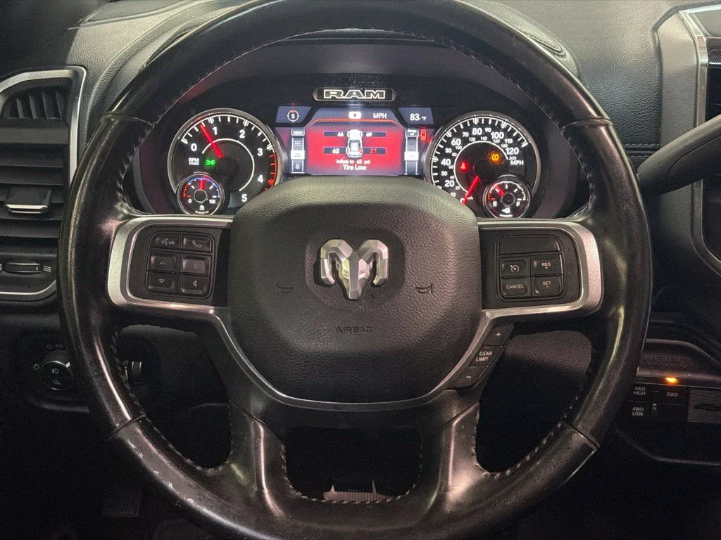 Used 2022 Diamond Black Crystal Pearlcoat Ram Laramie image 16