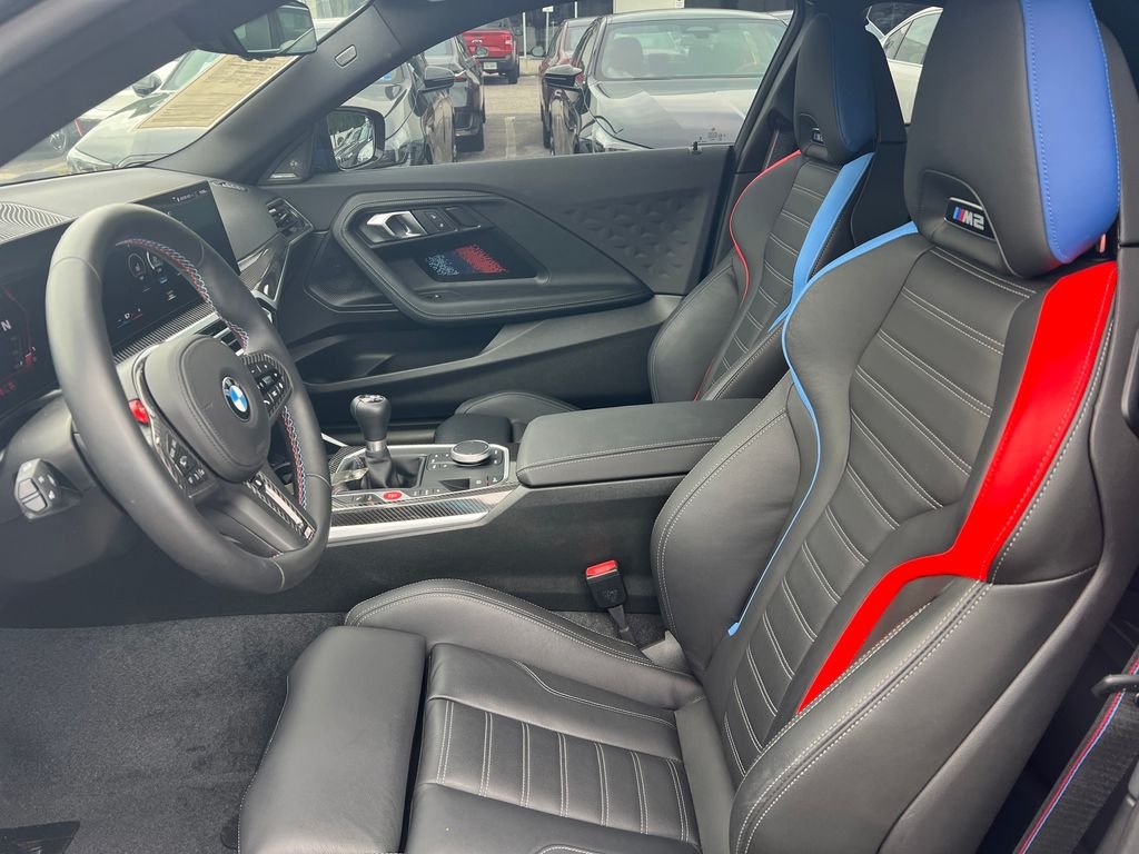 Used 2024 Frozen Portimao Blue II Metall BMW Base image 14