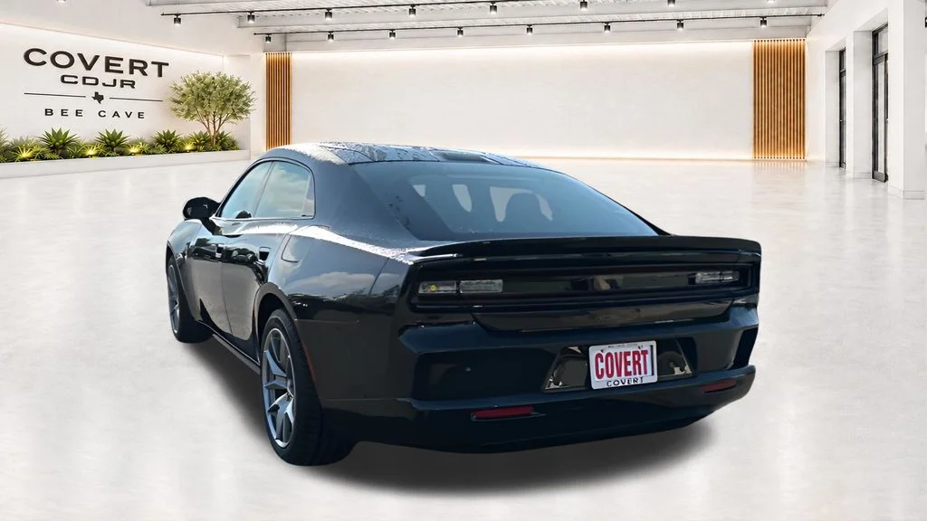 New 2026 Diamond Black Crystal Pearlcoat Dodge R/T Scat Pack image 11