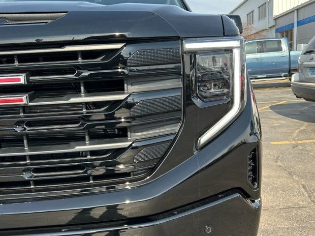 New 2026 Onyx Black GMC Elevation image 46